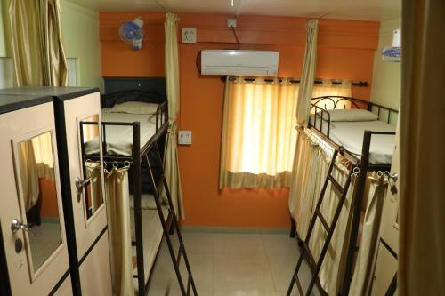 Kuchyň nebo kuchyňský kout v ubytování Ashirwad Guest House (Male Only)
