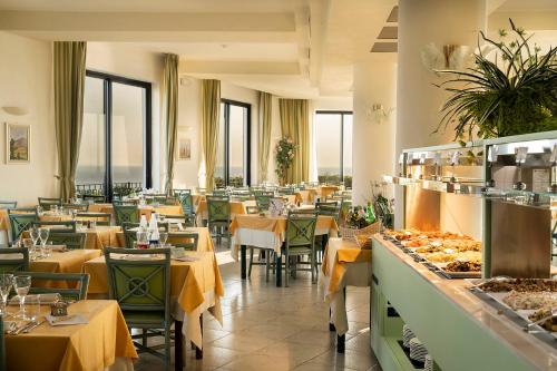 Foto da galeria de Hotel Terme Royal Palm em Ischia