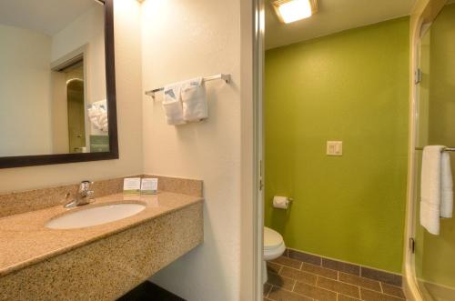 Ένα μπάνιο στο Sleep Inn Bryson City - Cherokee Area