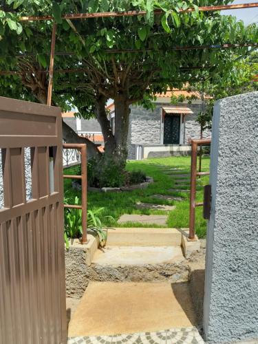 Κήπος έξω από το Casa Velha D Fernando e Casa Avó Augusta