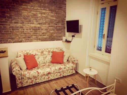 TV a/nebo společenská místnost v ubytování Studio apartman Villa Gianna