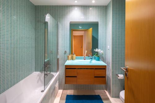 Ванна кімната в OCEANFRONT: Luxury Magnificent Views and Pool