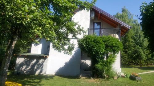 Gallery image of Vikendica Ahatovići in Ahatovići