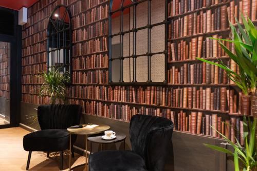 Гостиная зона в Hôtel Bristol Reims
