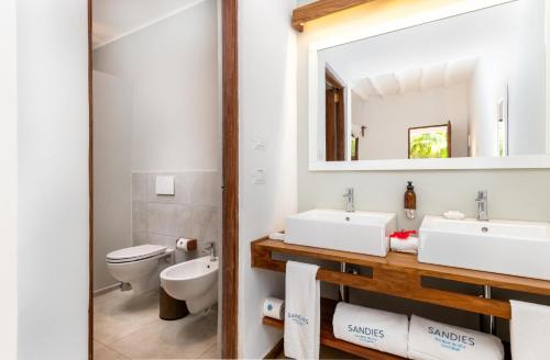 Ванная комната в Sandies Baobab Beach Zanzibar