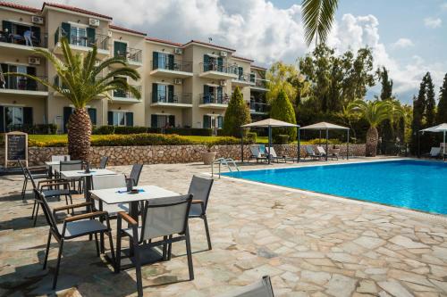 Swimming pool sa o malapit sa Antonia Hotel