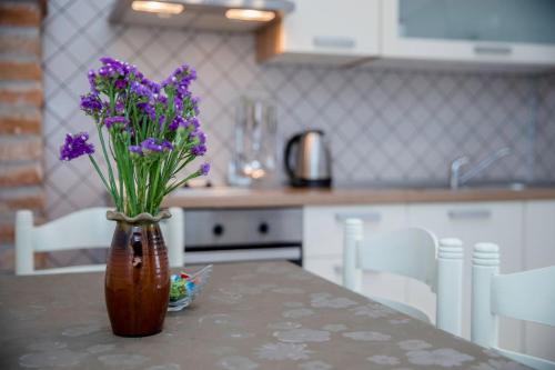 Dapur atau dapur kecil di Apartman Marcela