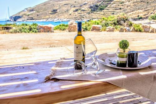 Galería fotográfica de Spathi Beach Suites Kea en Spathi 
