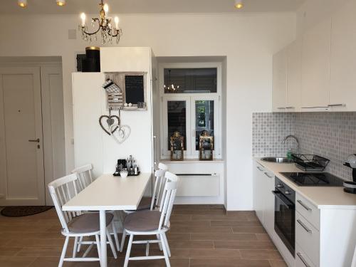 Apartment Alex - Sea View by Irundo