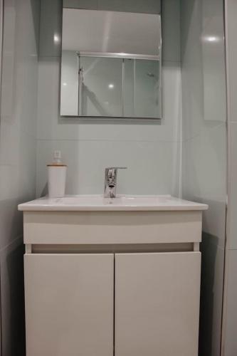 Apartamento central, moderno e luminoso - Self check in