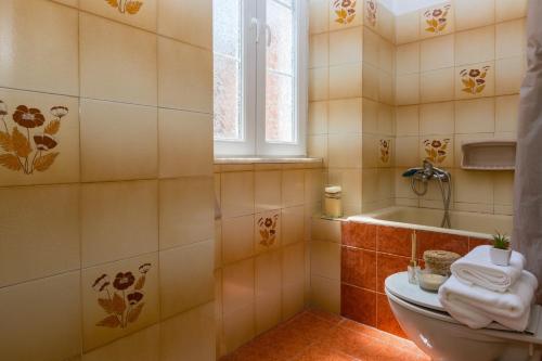 Kúpeľňa v ubytovaní Yasmin House by CorfuEscapes