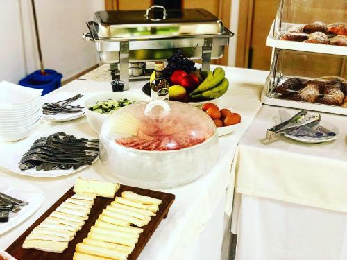 Jídlo v hotelu nebo okolí