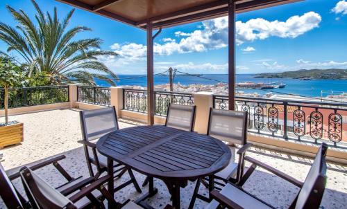Villa Irene Syros