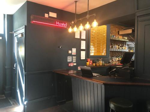 Ο χώρος του lounge ή του μπαρ στο PubLove @ The Steam Engine,Waterloo