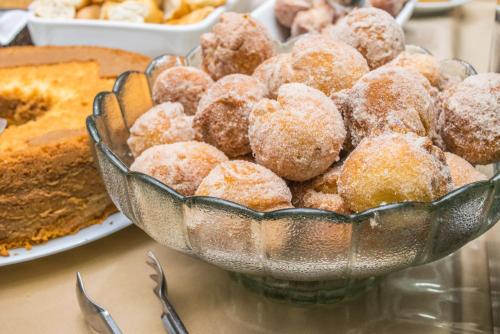 Еда / где поесть недалеко от отеля