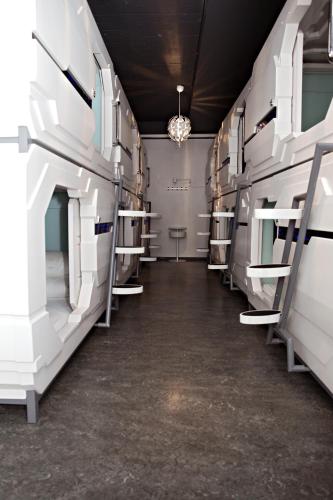 Gallery image of Puffin Nest Capsule Hostel in Vestmannaeyjar