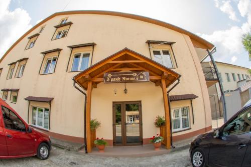 Budova, kde se hostel nachází