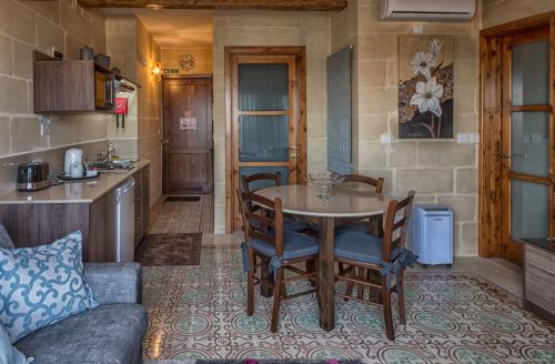 Gallery image of Quayside Apartments in Marsaxlokk