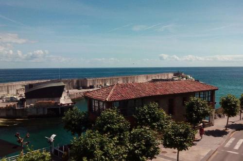 San Anton, Ventana al mar, Llanes, Spain - Booking.com