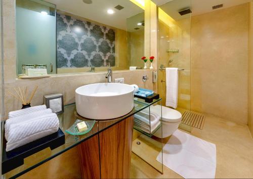 Phòng tắm tại Kenilworth Hotel, Kolkata