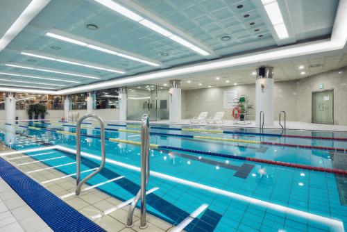 The swimming pool at or close to Seoul Riviera Hotel