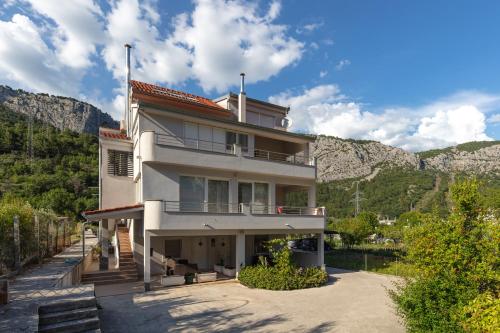Apartments Bubalo