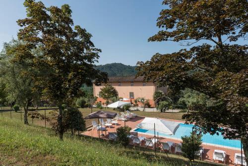 Galería fotográfica de Bed and breakfast Villa Torre degli Onesti Apartments en Lucca