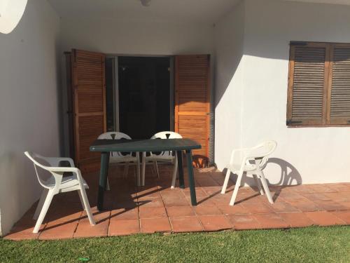 Patio tai muu ulkotila majoituspaikassa Patios I