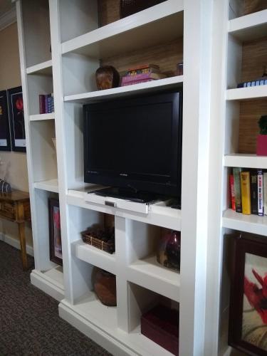 Southern Comfort Suites – Photos 5