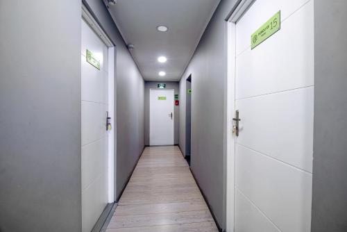 グディニャにあるBP Hostel Gdyniaのギャラリーの写真