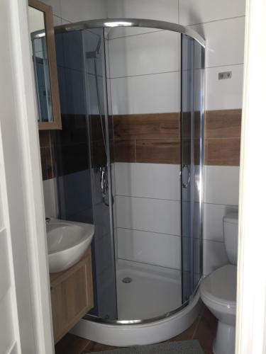 Bilik mandi di Apartamenty Przystań
