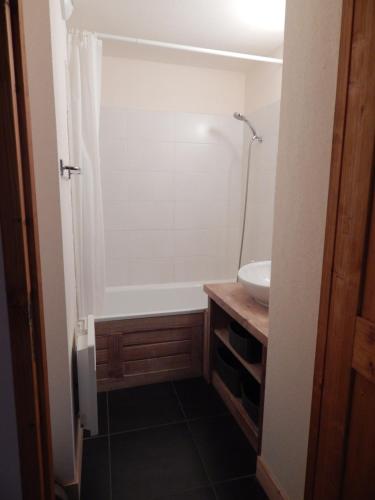 Koupelna v ubytování Chevêche