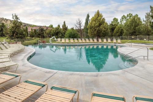 Bazén v ubytování WorldMark Eagle Crest nebo v jeho okolí