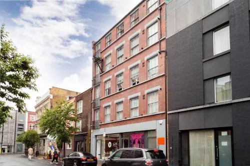 Crashpads Shoreditch Apartments - The Club Row Collection photo 10