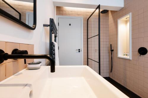 Crashpads Shoreditch Apartments - The Club Row Collection photo 54