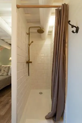 Le Mas des Cerisiers JACUZZI et SAUNA inclus pour tous les logements photo 31