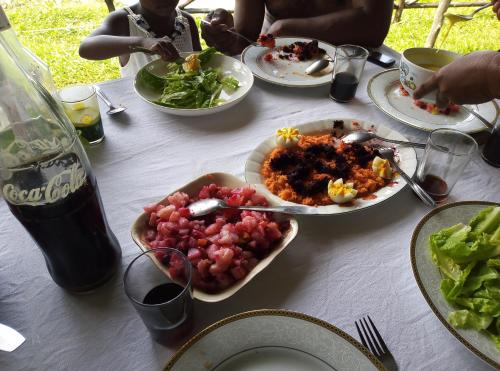 Makanan di atau berdekatan homestay