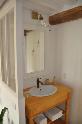 Le Mas des Cerisiers JACUZZI et SAUNA inclus pour tous les logements photo 5