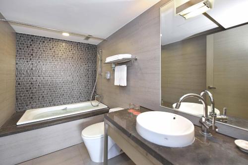 Koupelna v ubytování Fullon Hotel Kaohsiung