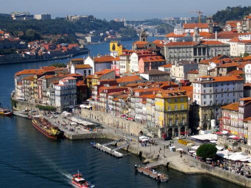 Ninon Trindade by Porto City Hosts