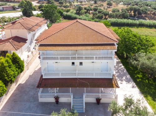 Foto dalla galleria di Villa Georgia ad Argásion