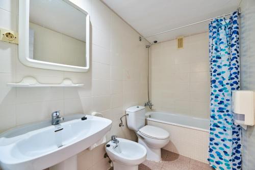 Bilik mandi di Inter Apartments