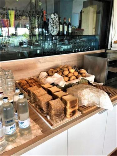 Mad på hotellet eller i nærheden