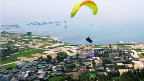 Επισκέπτες που μένουν στο Khách Sạn Biển Ngọc Lý Sơn