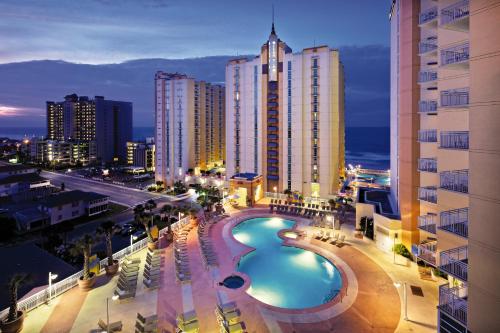Bazén v ubytování Club Wyndham Ocean Boulevard nebo v jeho okolí
