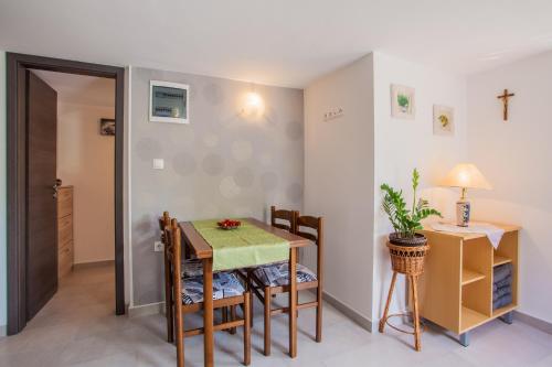 Fotografie z fotogalerie ubytování Apartment Enjoy and Relax v destinaci Cres