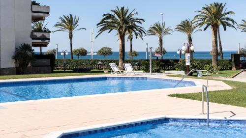 CAMBRILS BEACH 1a Línea Urbanizacion Playazul