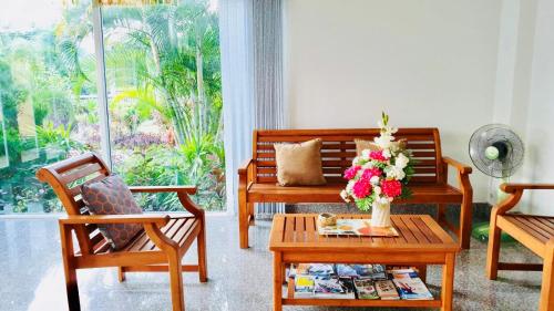 Gallery image of Siray House in Phuket