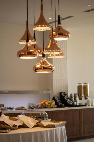 Еда / где поесть недалеко от курортного отеля