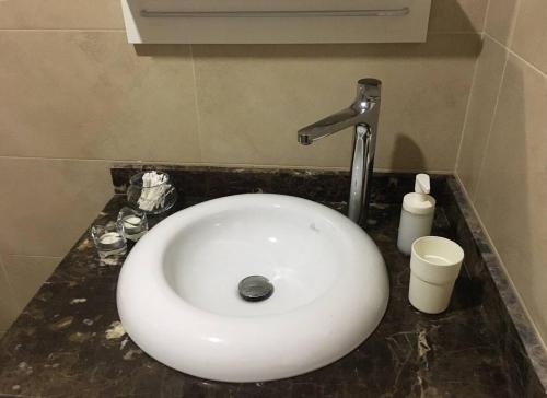 Ένα μπάνιο στο Appartement près de Novotel face au parc WELCOME STAY